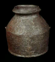 Nishihata_Vase9b.jpg (61767 bytes)